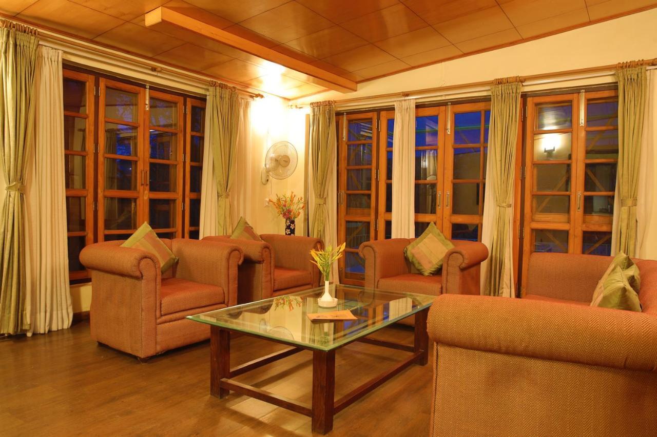 The Lake Resort Naukuchiatal Exterior foto