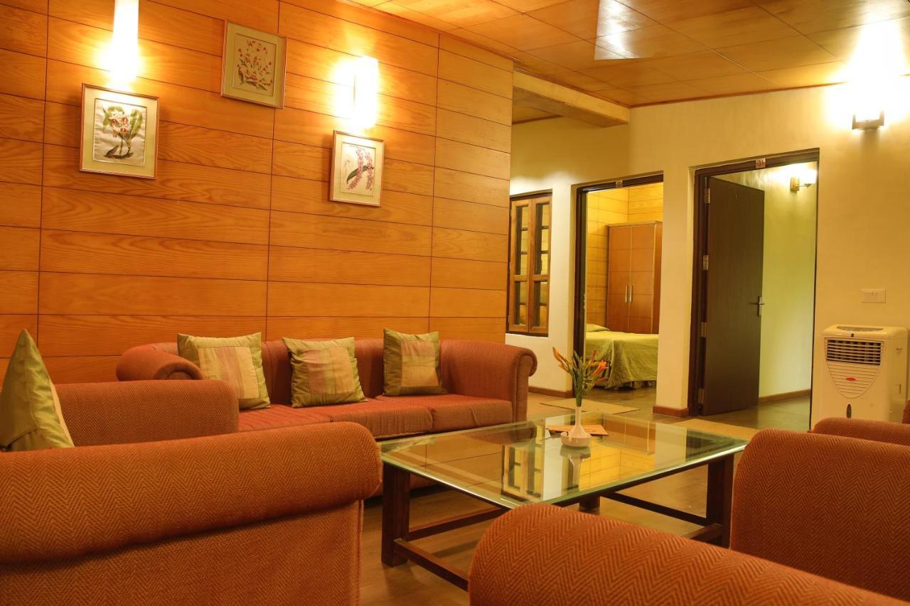 The Lake Resort Naukuchiatal Exterior foto